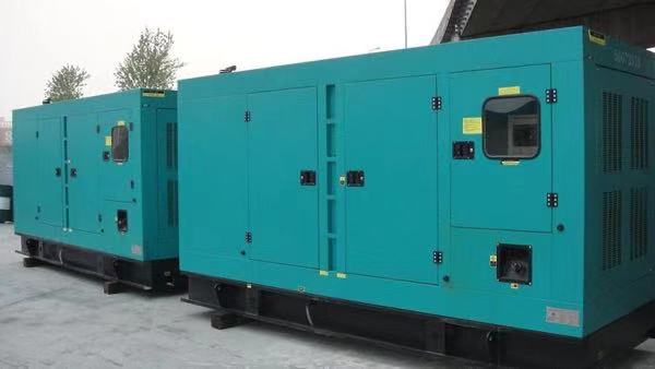 利津康明斯400kw大型柴油二手发电机组